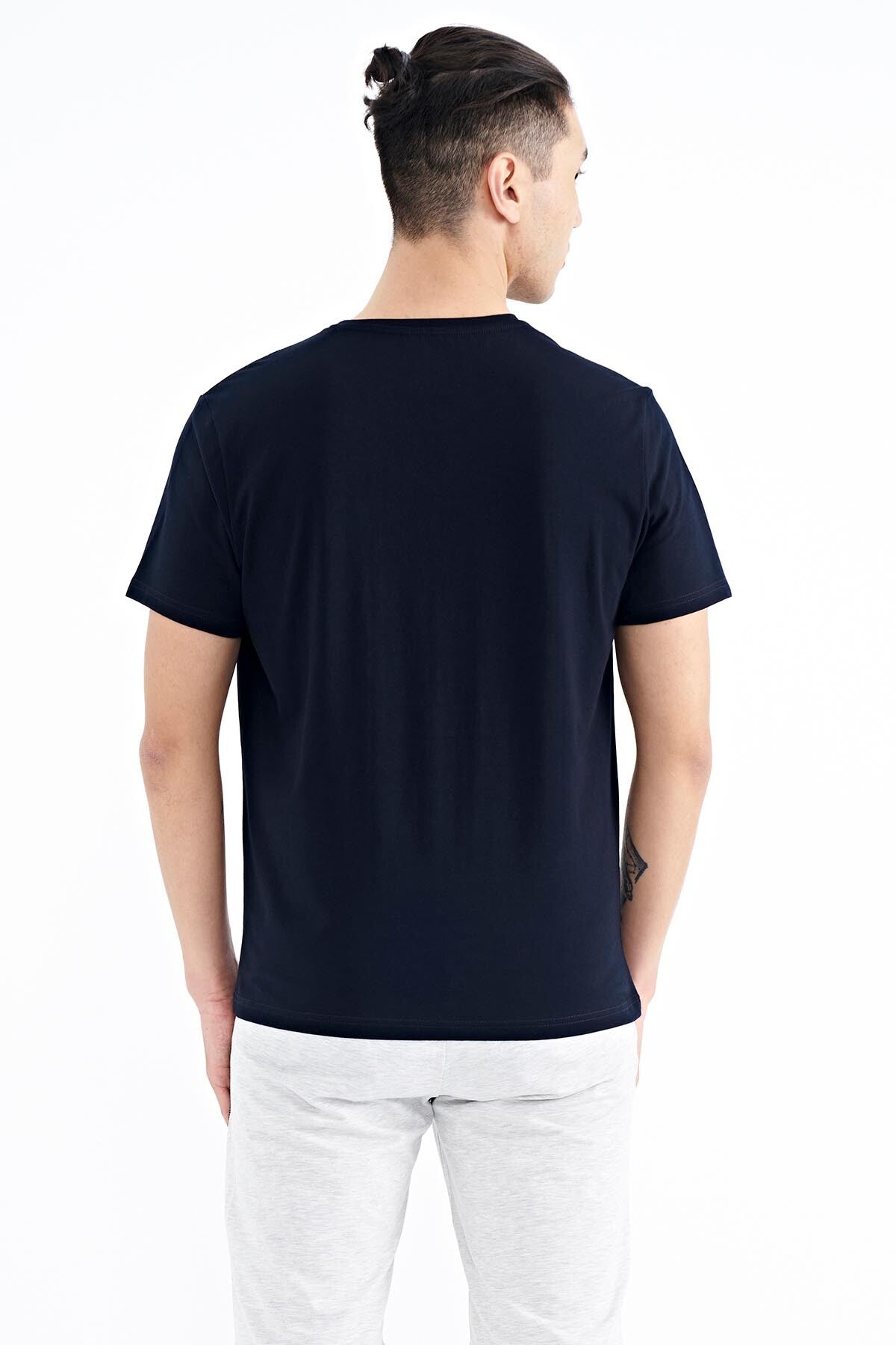 Navy Blue Printed Detailed O Collar Standard Fit Men's T-Shirt - 88187