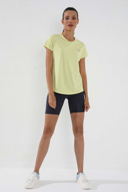 Lemon Basic Short Sleeve Standard Fit O Collar Women's T-Shirt - 97144