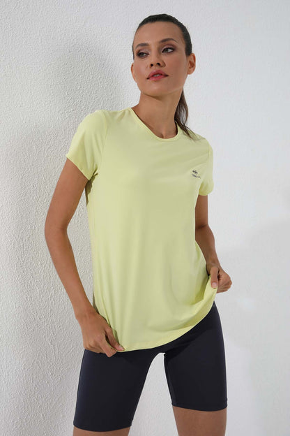 Lemon Basic Short Sleeve Standard Fit O Collar Women's T-Shirt - 97144