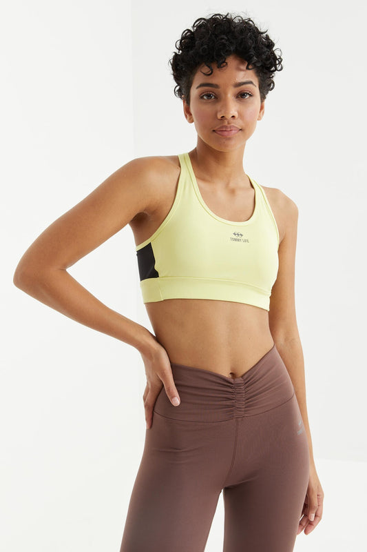 Lemon Cross Back Detailed Slim Fit U Collar Padded Women's Sports Bra - 97121