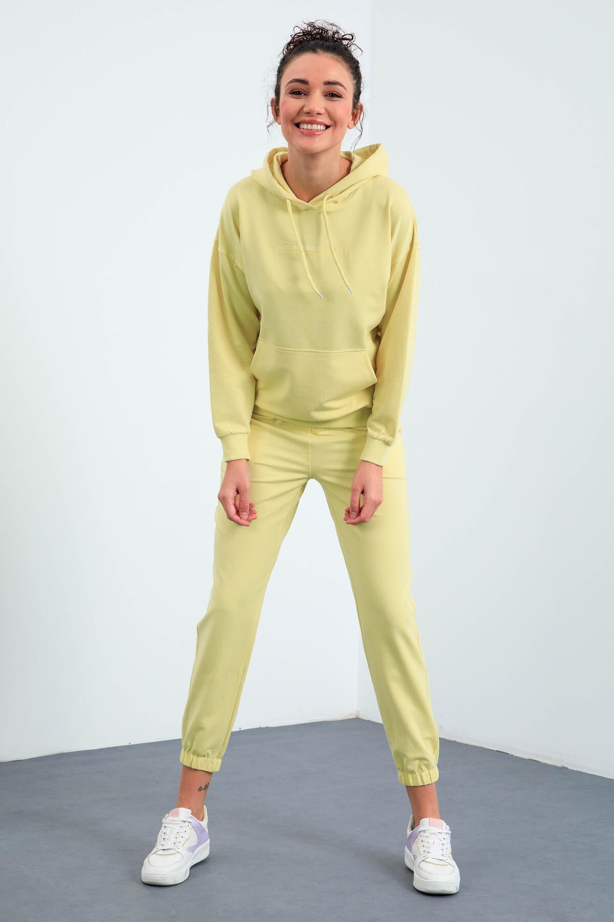 Hooded Lemon Kangaroo Pocket Oversize Elastic Cuffed Women's Tracksuit Set - 95288