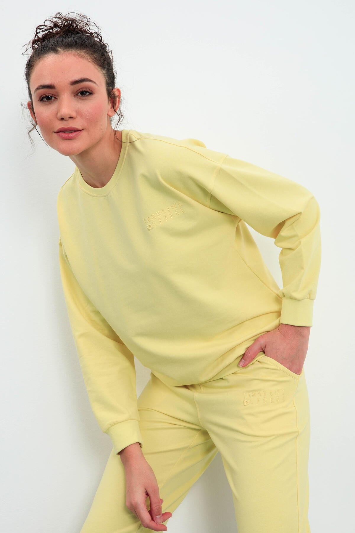 Lemon Basic Cotton O-Neck Oversize Elastic Cuffed Women's Tracksuit Set - 95287