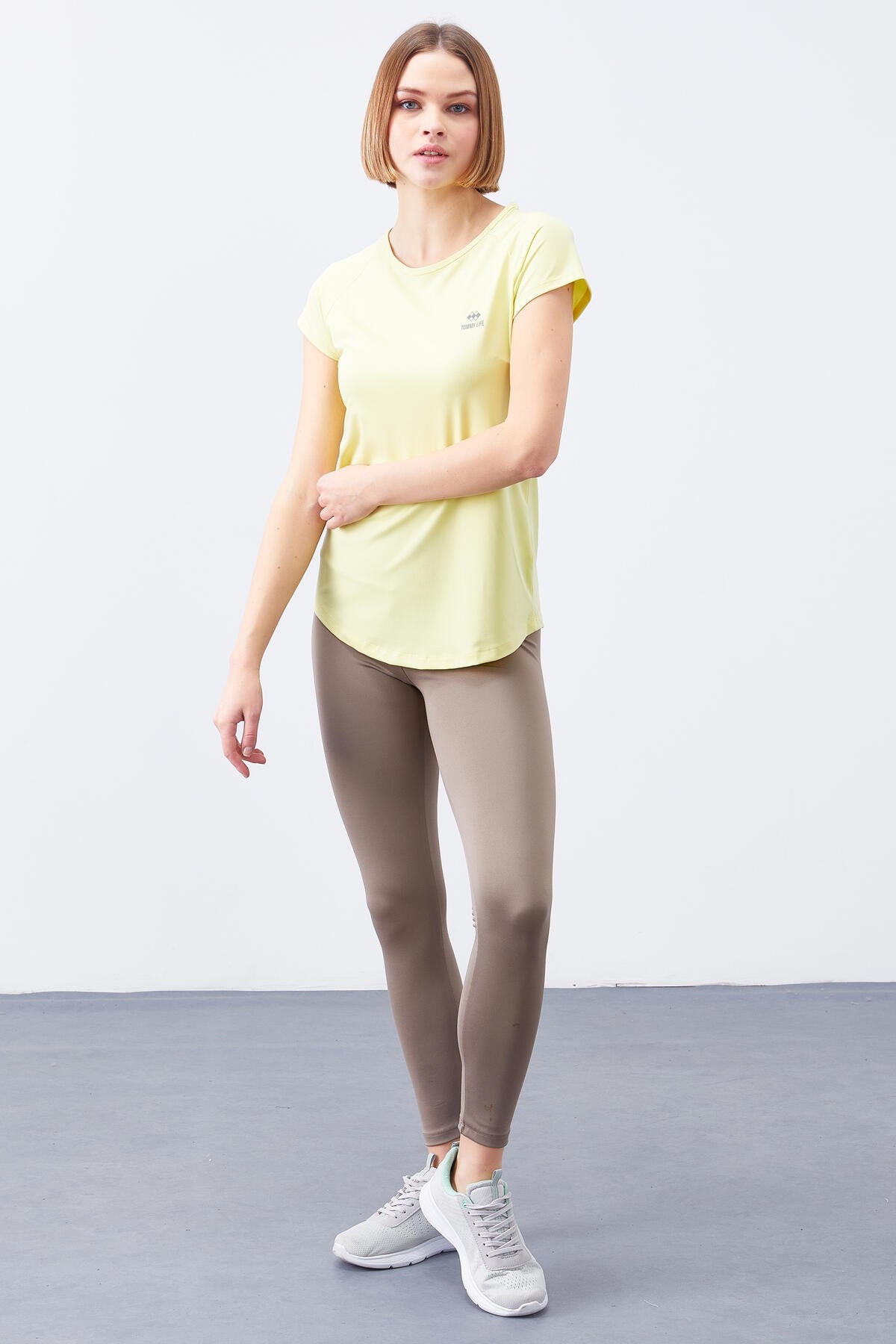 Lemon Back Window Short Sleeve Standard Fit O Neck Women's T-Shirt - 97101