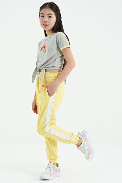 Lemon Side Striped Hidden Zipper Pocket Detailed Jogger Girls' Tracksuit Bottom - 75122