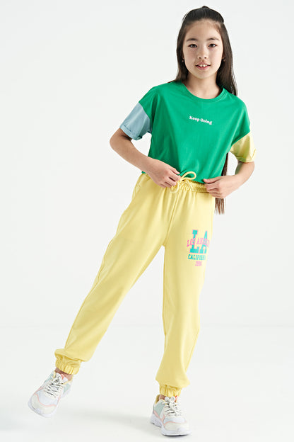Lemon Print Embroidered Standard Mold Jogger Girls' Tracksuit Bottom - 75120