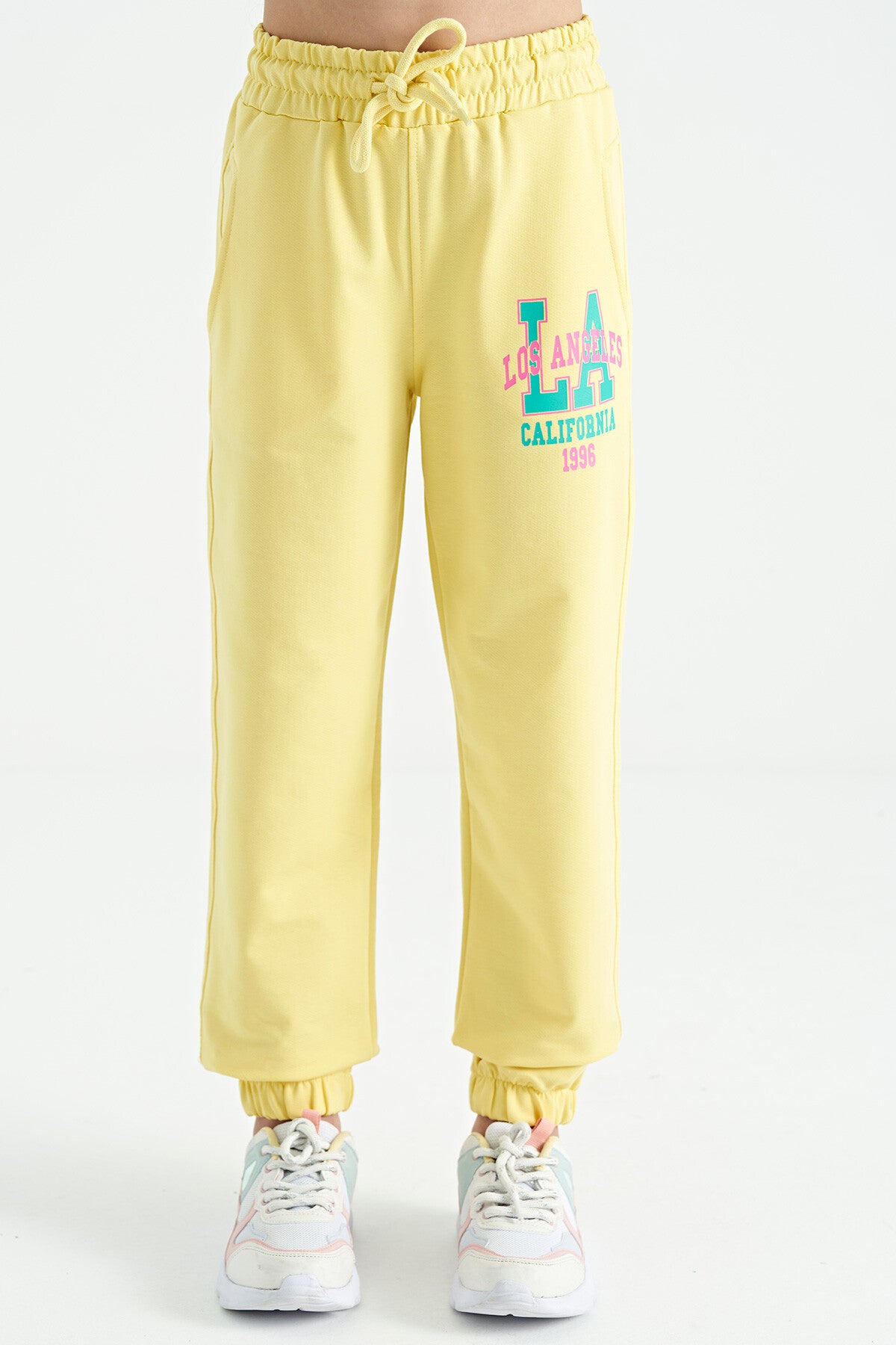 Lemon Print Embroidered Standard Mold Jogger Girls' Tracksuit Bottom - 75120