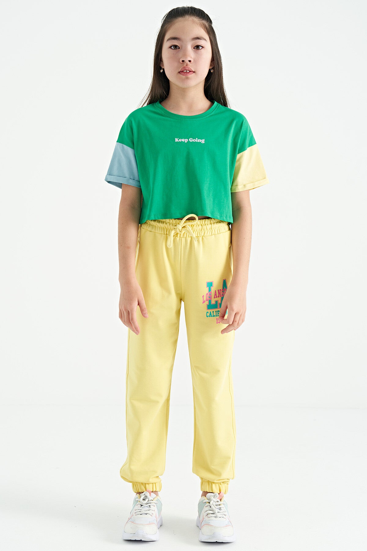Lemon Print Embroidered Standard Mold Jogger Girls' Tracksuit Bottom - 75120