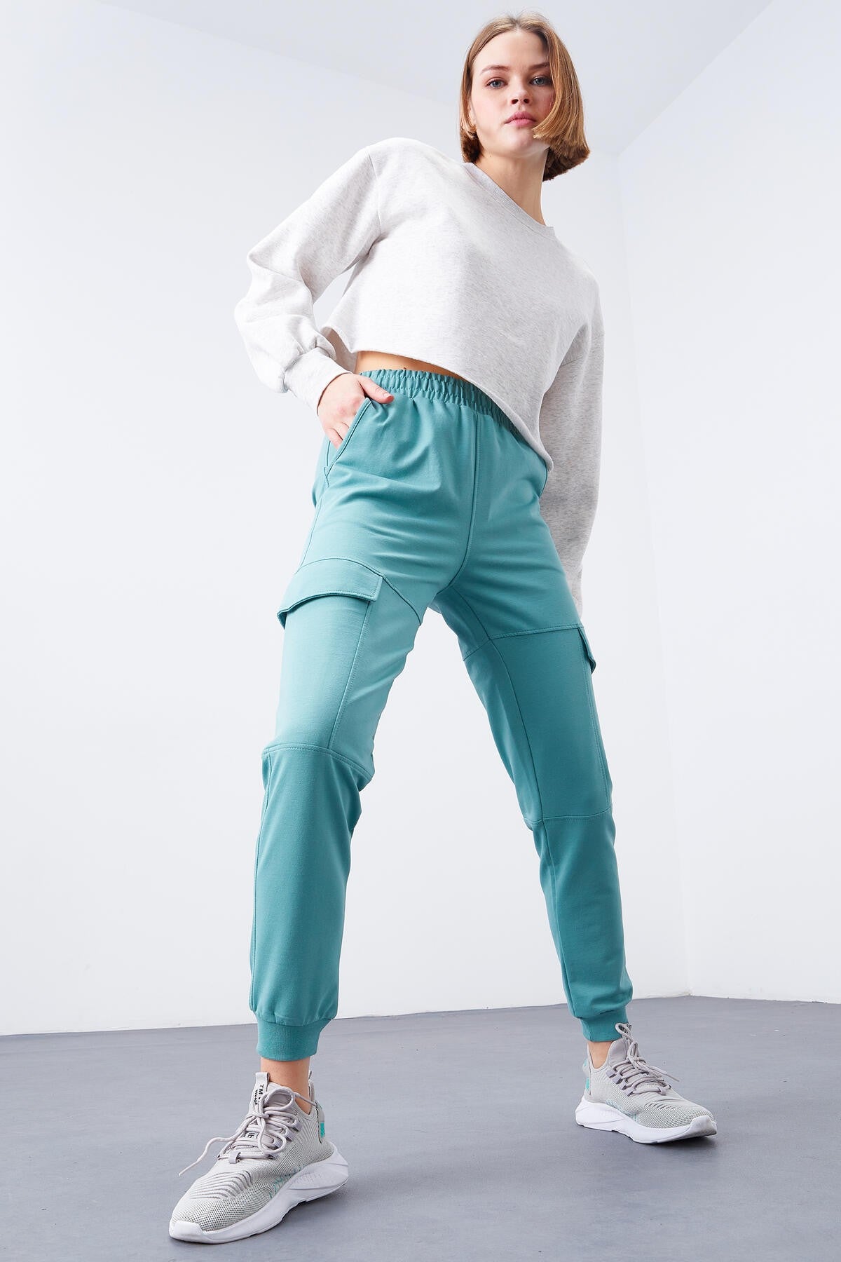 Mint Green Cargo Pocket Comfort Fit Cuffed Women's Tracksuit Bottom - 94581