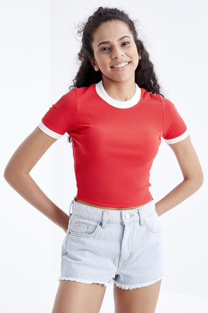Pomegranate Flower Basic Neck Detailed O Collar Women's Crop Top T-Shirt - 97200