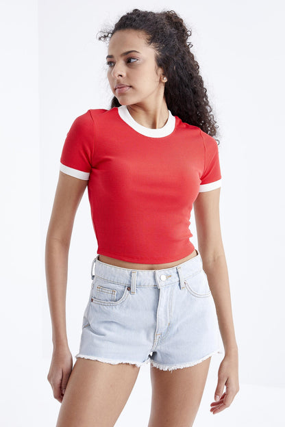 Pomegranate Flower Basic Neck Detailed O Collar Women's Crop Top T-Shirt - 97200