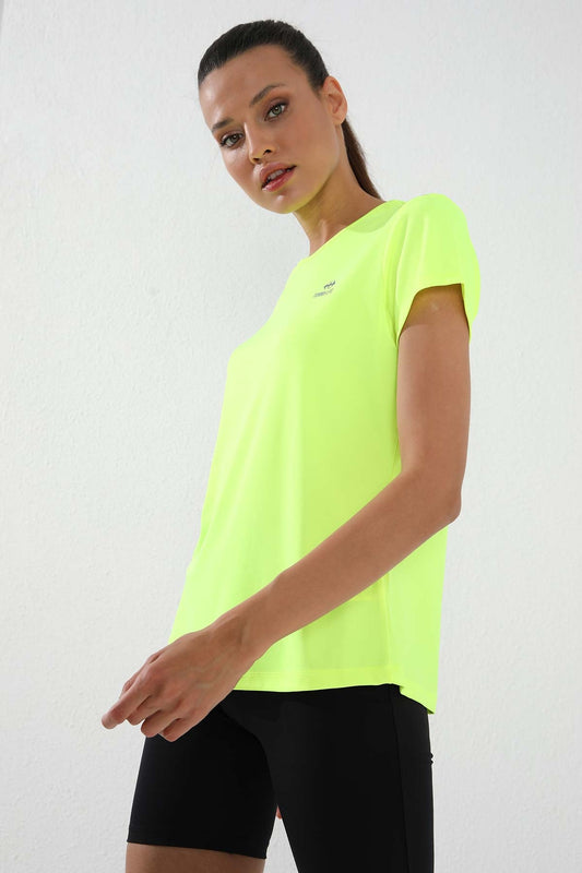 Neon Yellow Basic Short Sleeve Standard Fit O Neck Women's T-Shirt - 97144