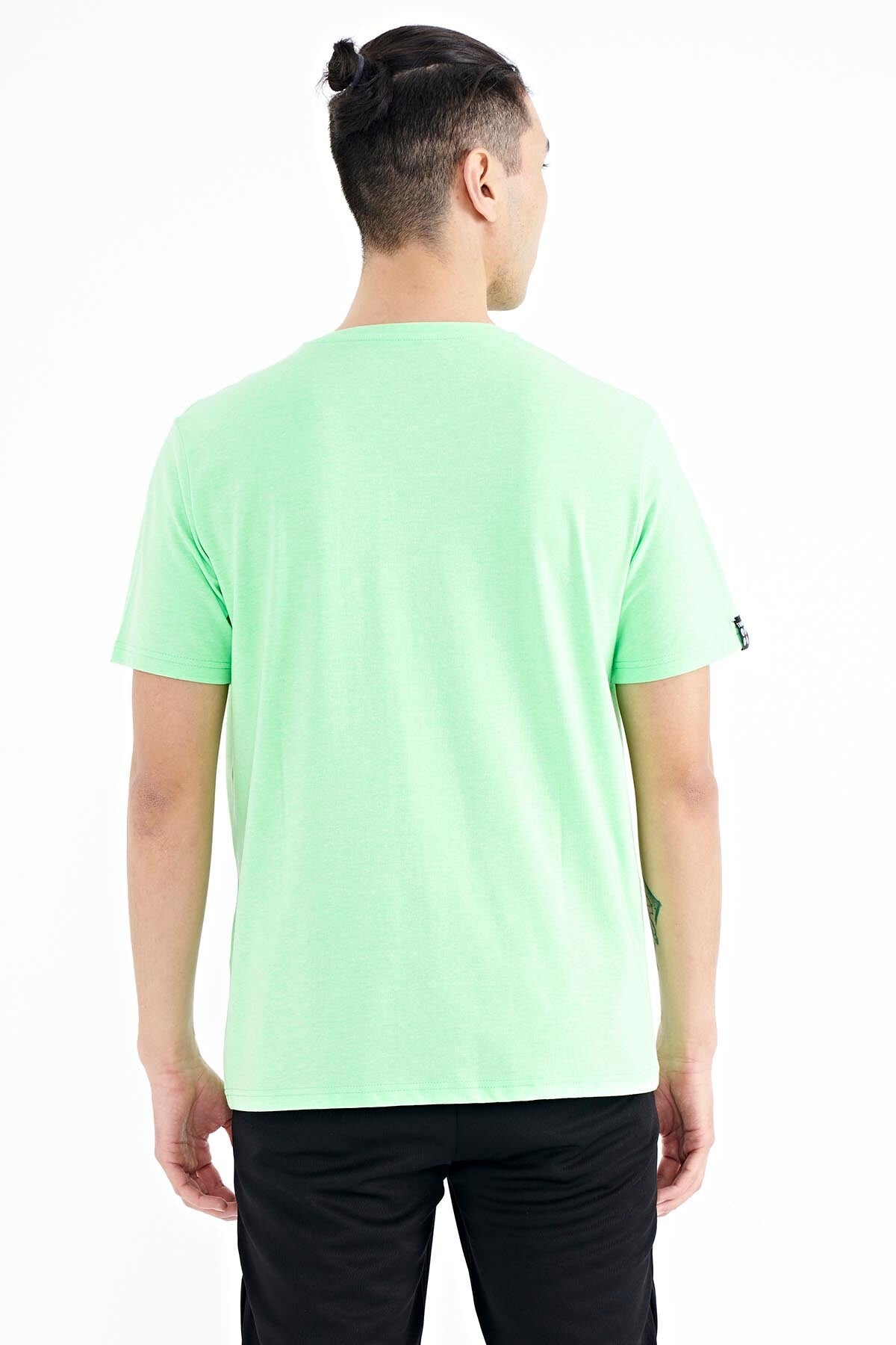 Neon Green Printed O Collar Standard Fit Men's T-shirt - 88212