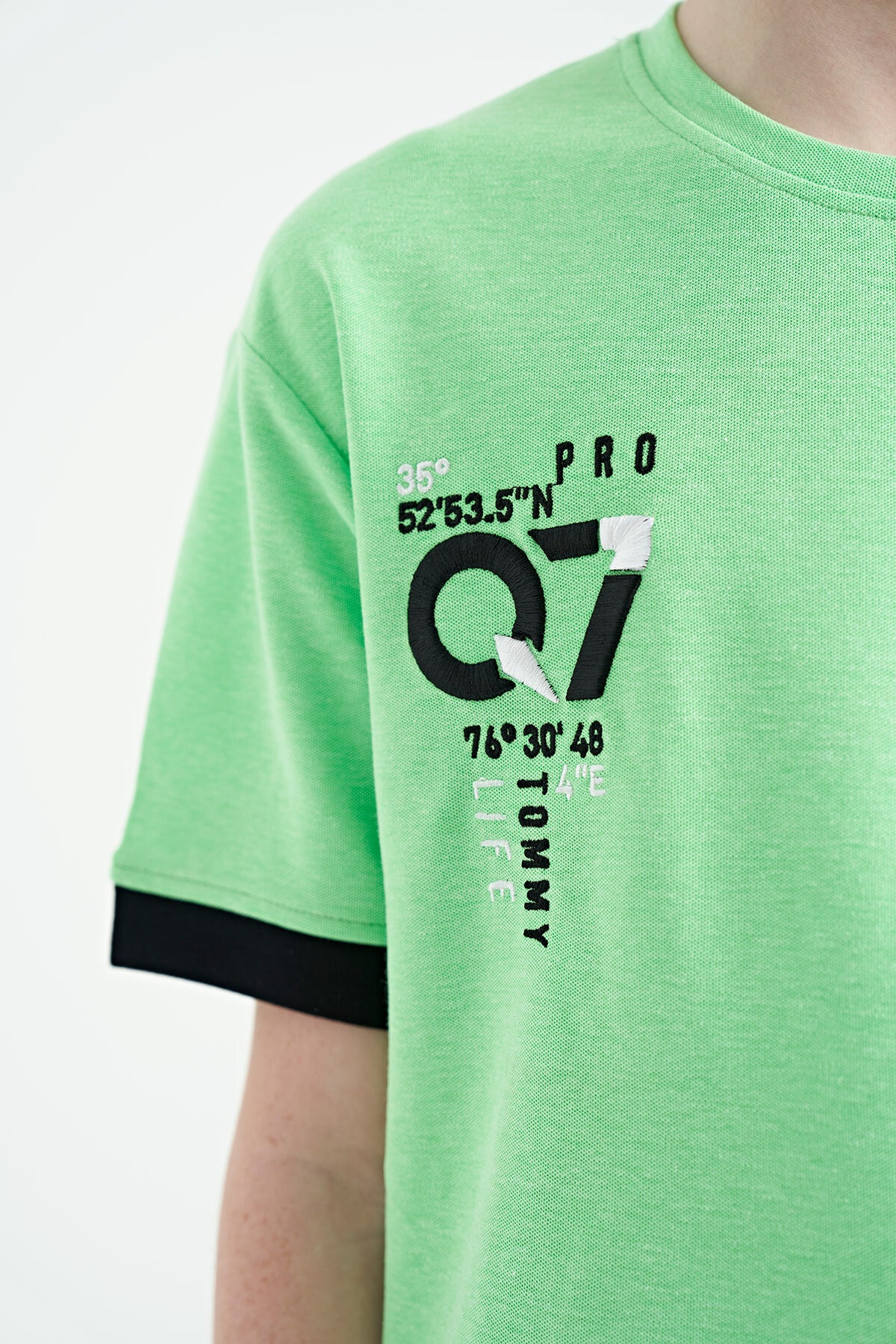 Neon Green O Collar Oversize Pocket Detailed Boys' T-Shirt - 11152