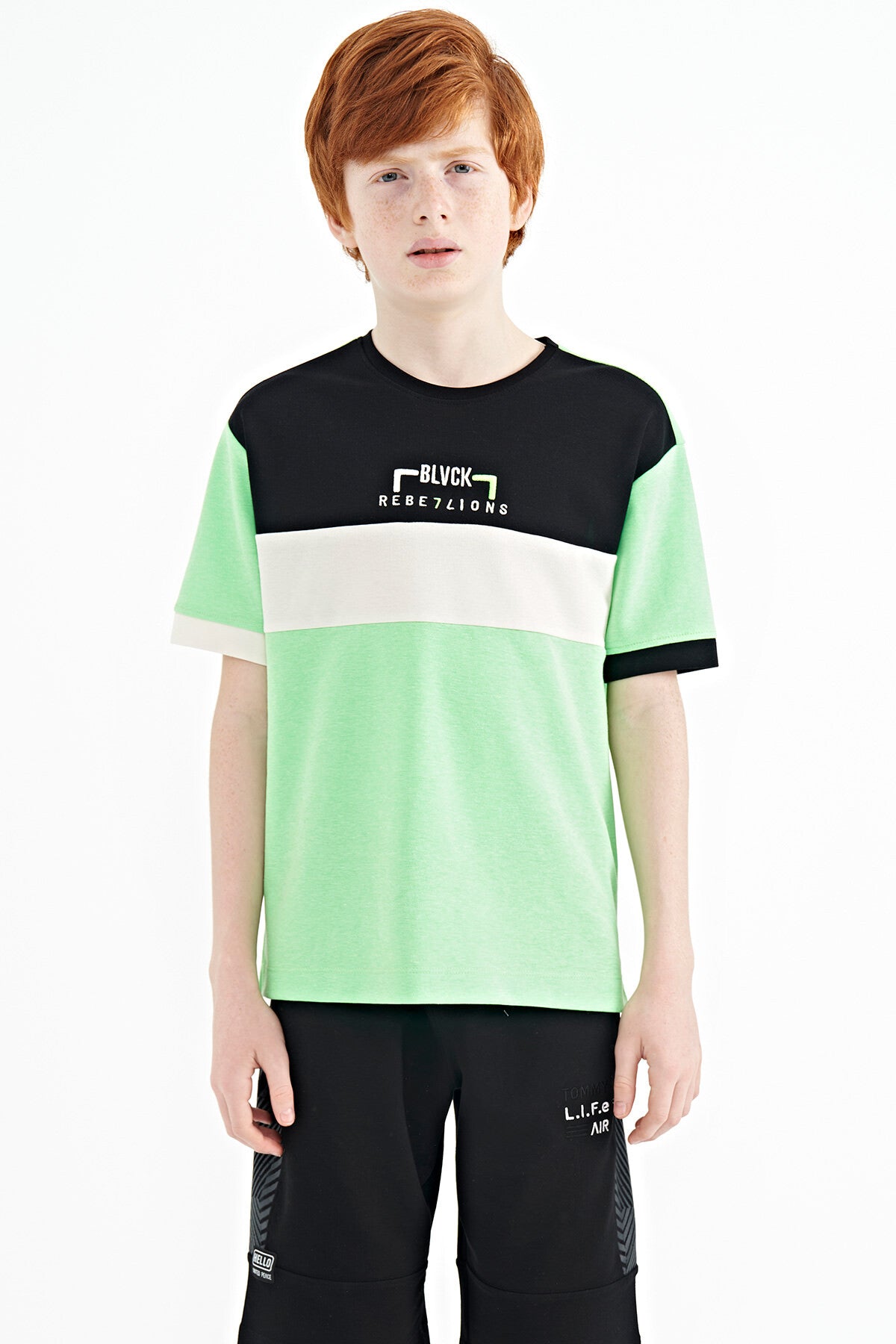 Neon Green Color Gradient Embroidered Oversize Boys T-Shirt - 11159