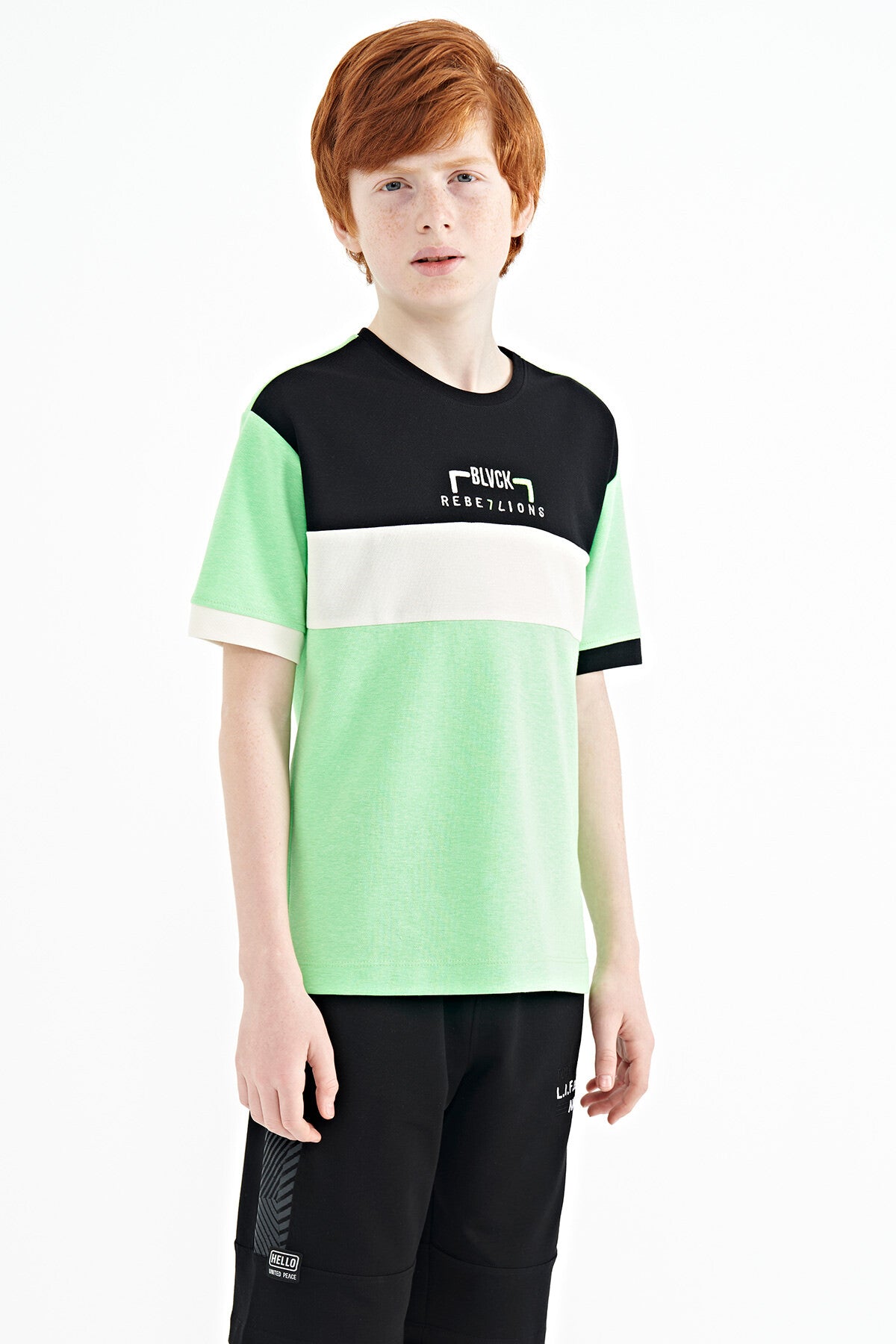 Neon Green Color Gradient Embroidered Oversize Boys T-Shirt - 11159