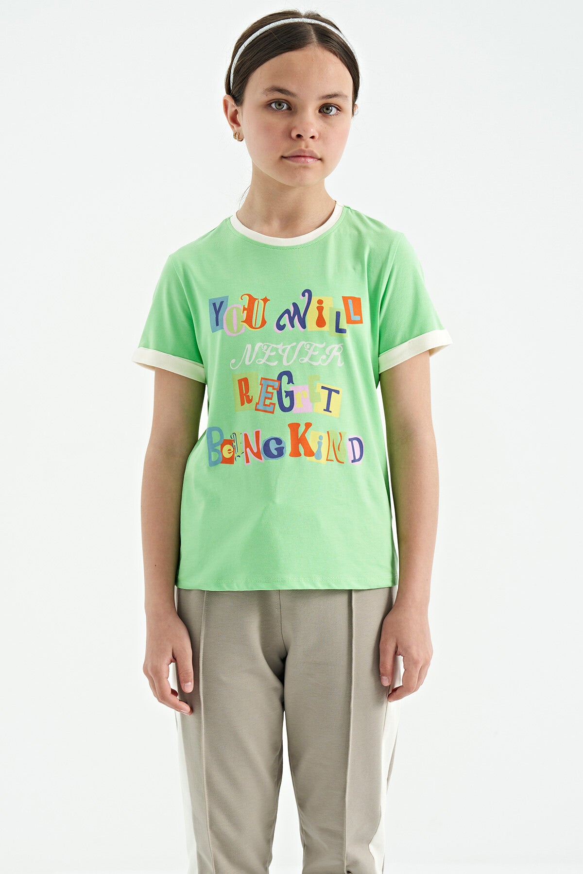 Neon Green Color Detailed O Collar Comfort Fit Girls T-Shirt - 75109
