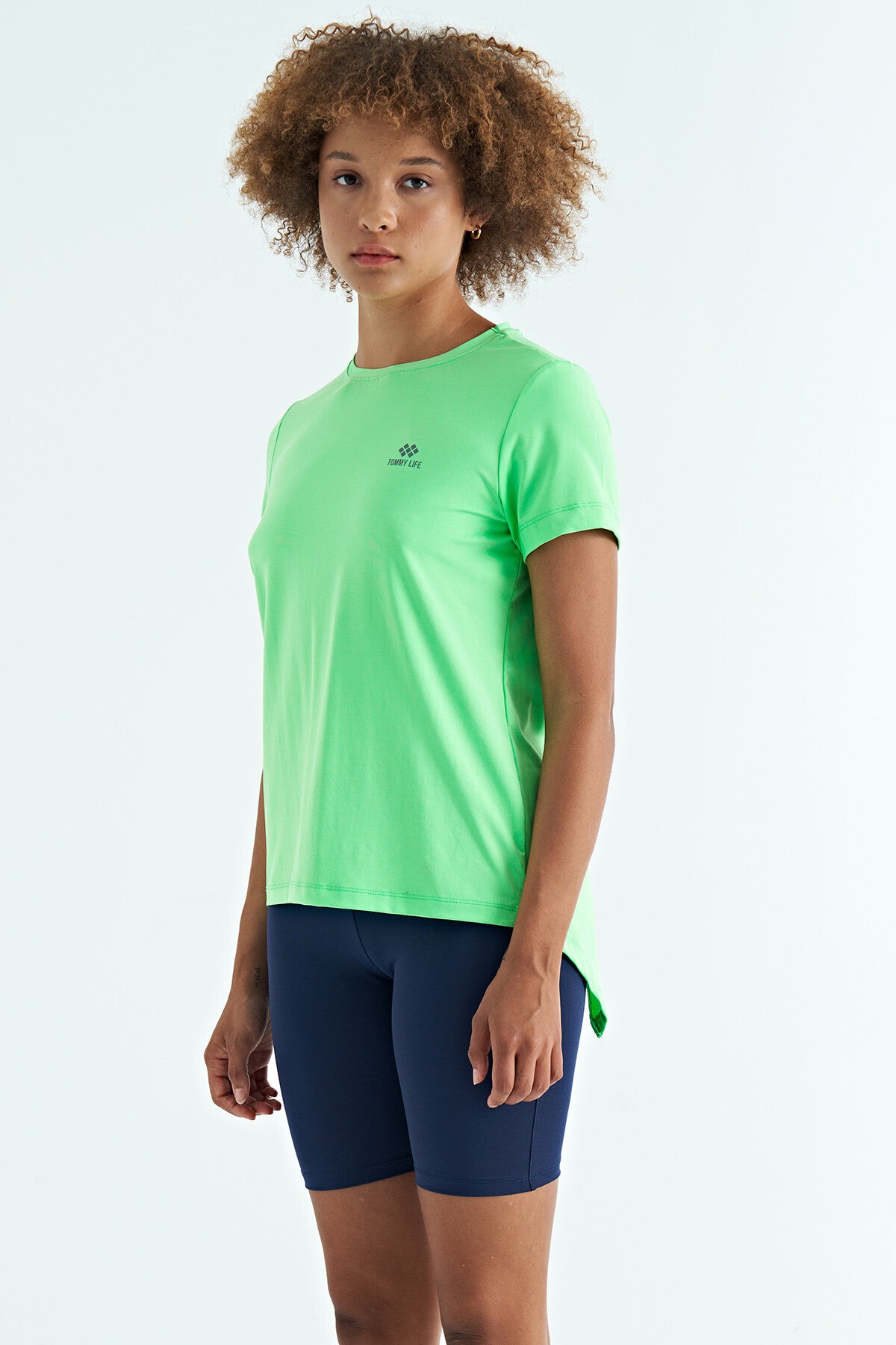 Neon Green Back Slit Detailed O Collar Short Sleeve Standard Fit Women's T-Shirt - 97267