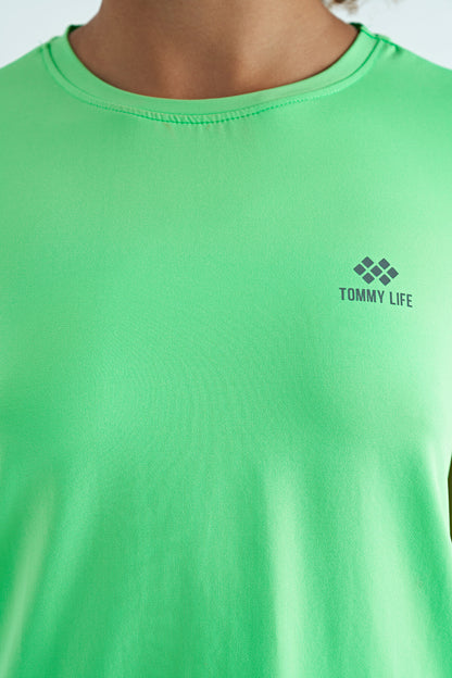 Neon Green Back Slit Detailed O Collar Short Sleeve Standard Fit Women's T-Shirt - 97267
