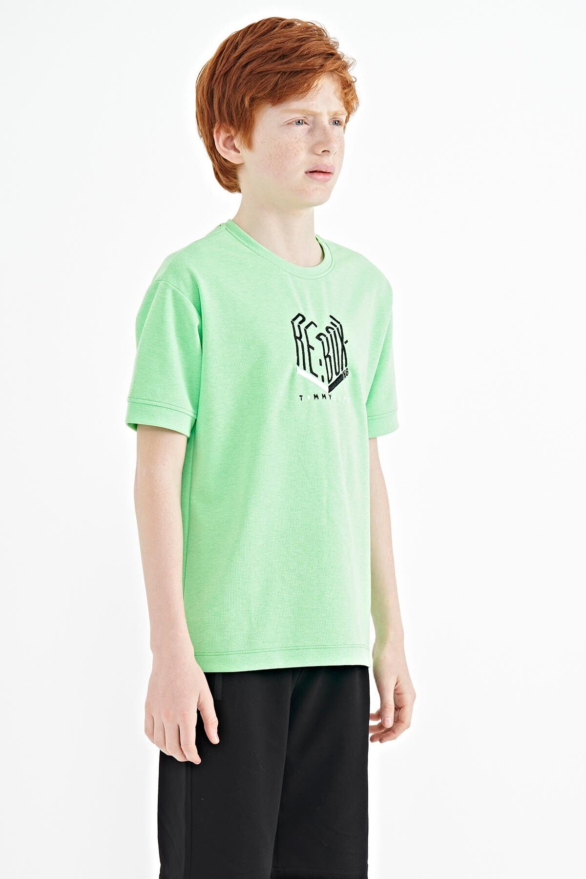 Neon Green Letter Embroidered O Collar Oversize Boys T-Shirt - 11151