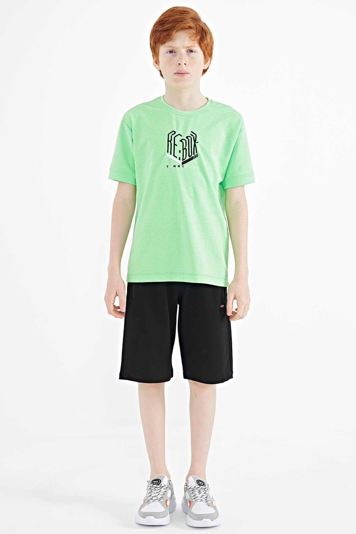 Neon Green Letter Embroidered O Collar Oversize Boys T-Shirt - 11151
