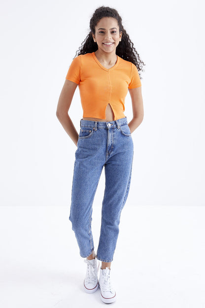 Oranj Basic Front Slit V Neck Women's Crop Top T-Shirt - 97206