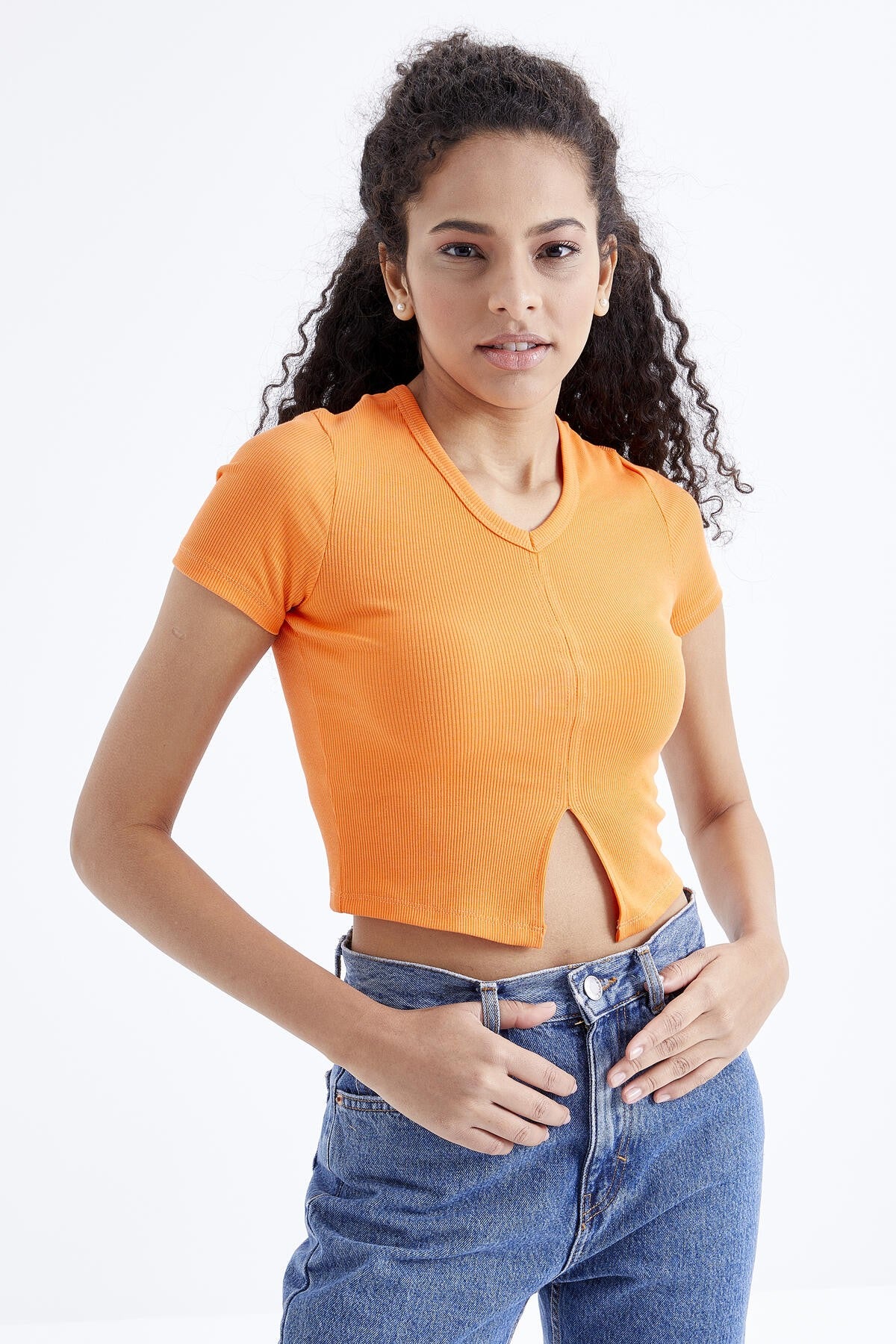 Oranj Basic Front Slit V Neck Women's Crop Top T-Shirt - 97206