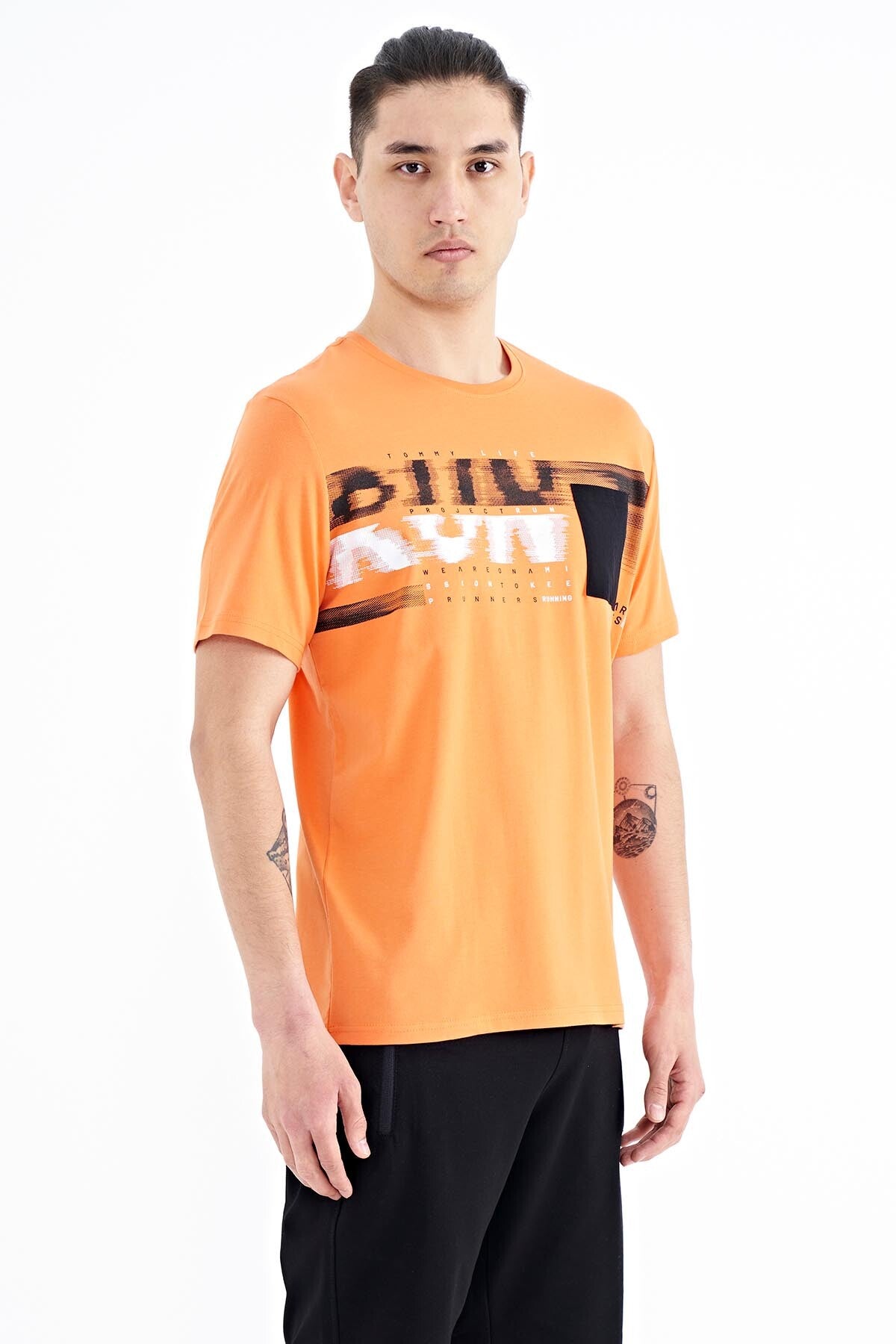 Orange Front Detailed Printed Standard Fit Men's T-shirt - 88200