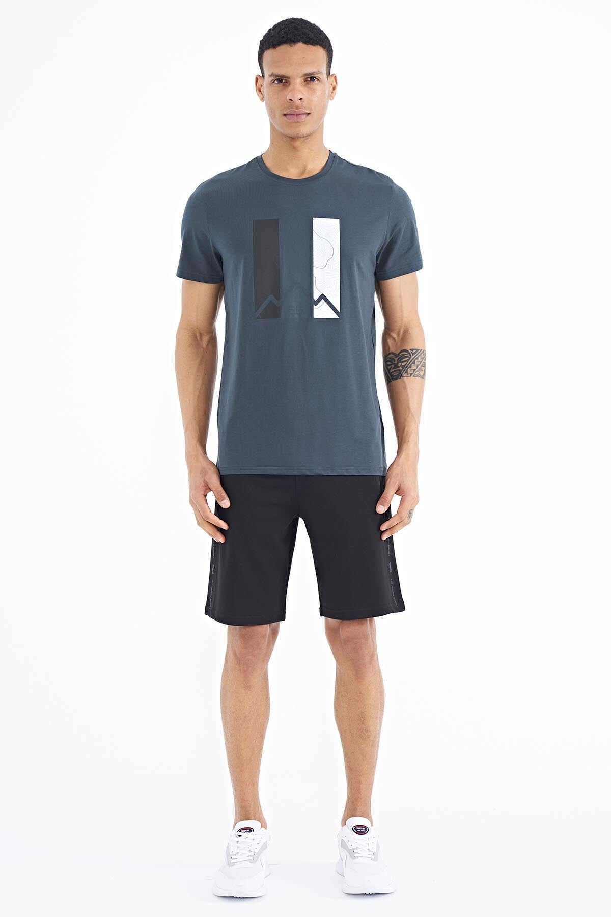 Dean Green Standard Fit Men's T-Shirt - 88211