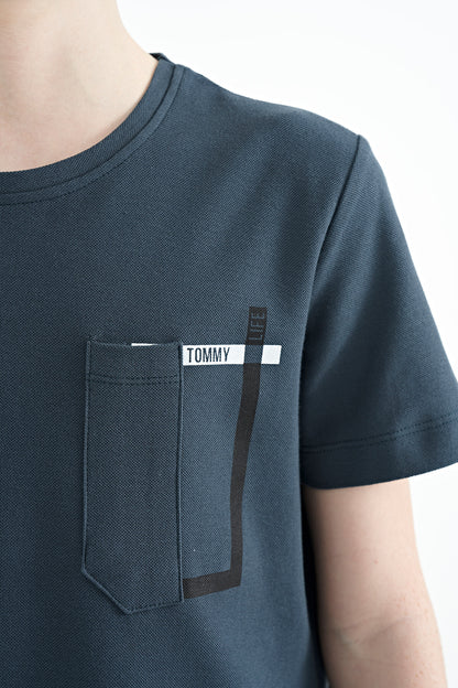 Forest Green Pocket Detailed O Collar Standard Fit Boys T-Shirt - 11120
