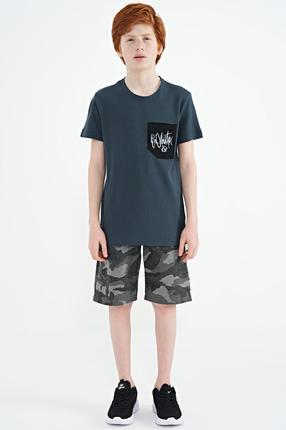 Forest Green Front Pocket Embroidered O Collar Standard Fit Boys' T-Shirt - 11116