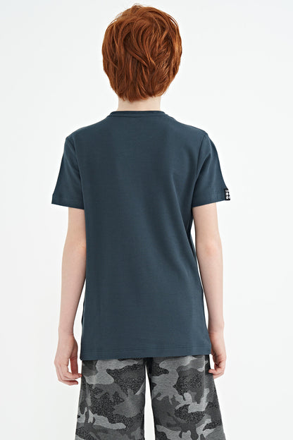 Forest Green Front Pocket Embroidered O Collar Standard Fit Boys' T-Shirt - 11116