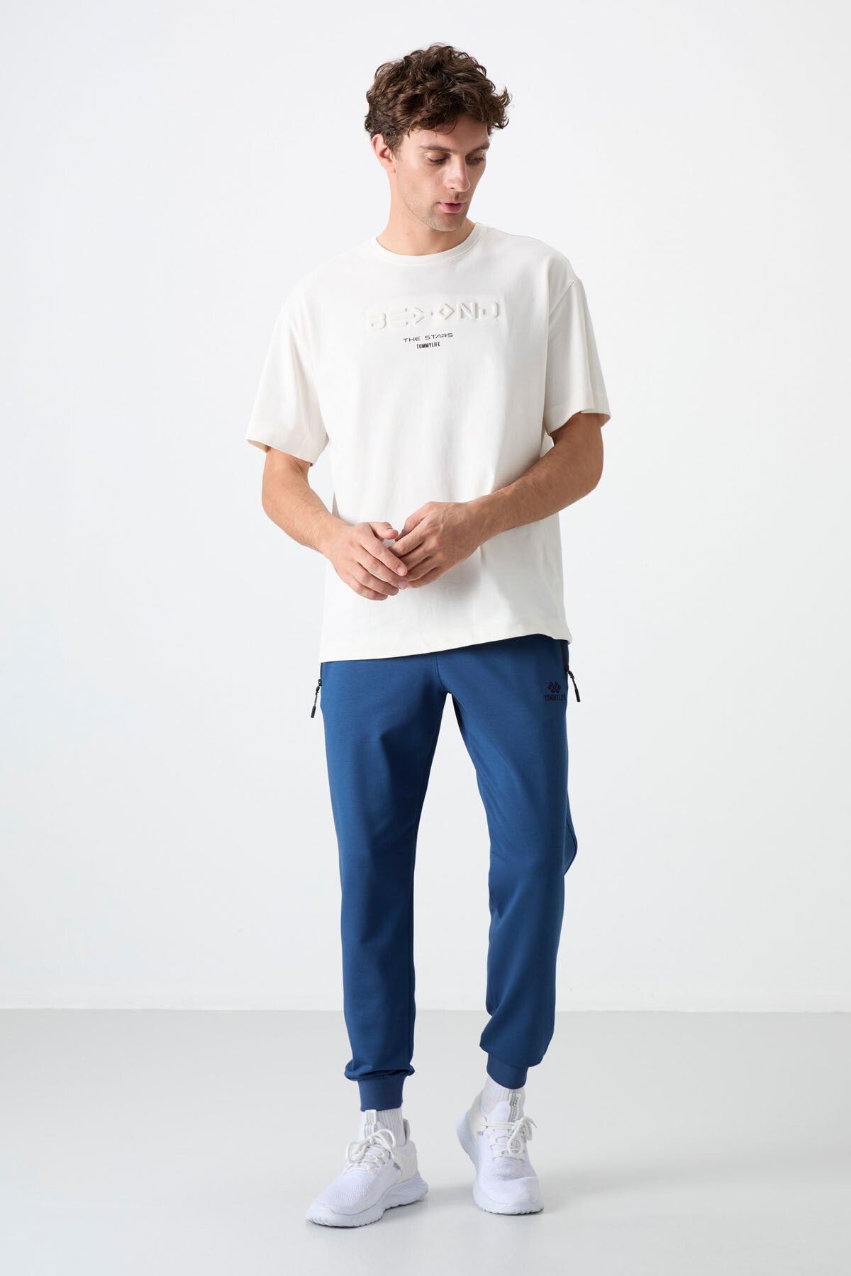 Parliament Zippered Standard Fit Jogger Men's Tracksuit Bottom - 84587