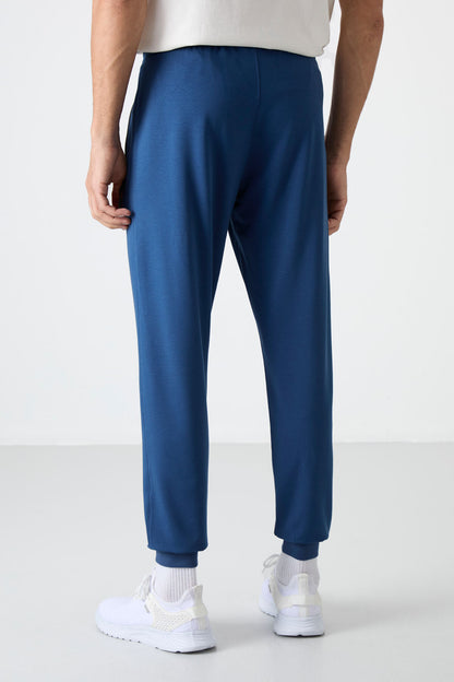 Parliament Zippered Standard Fit Jogger Men's Tracksuit Bottom - 84587