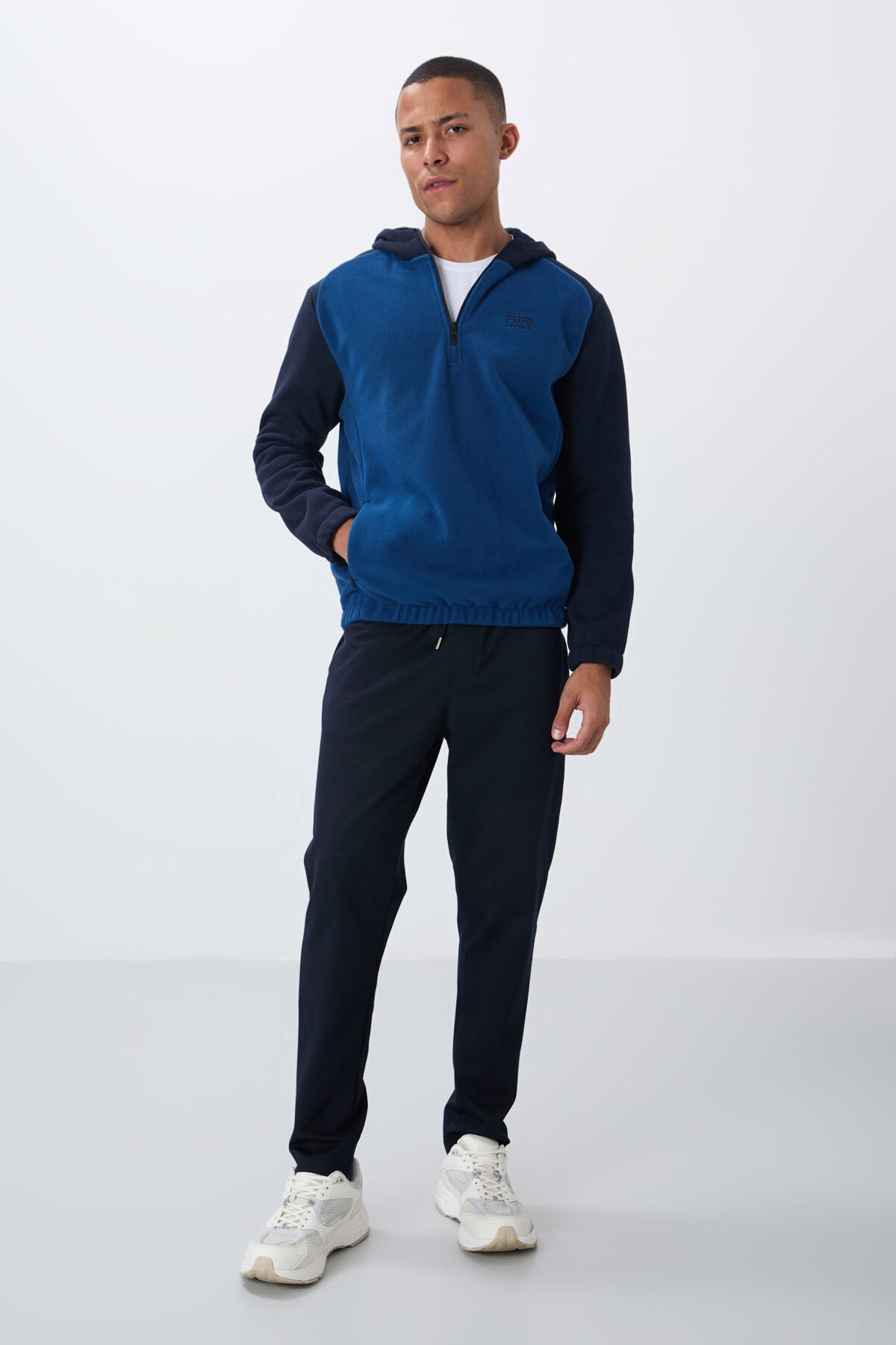 Ruby Parliament Standard Mold Polar Men's Sweatshirt - 88300
