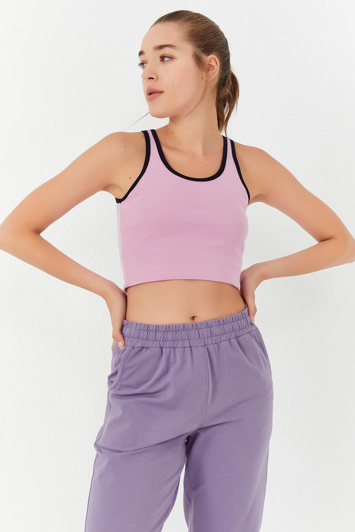 Pink Basic Zero Sleeve Slim Fit U Neck Women's Crop Top Singlet - 97162