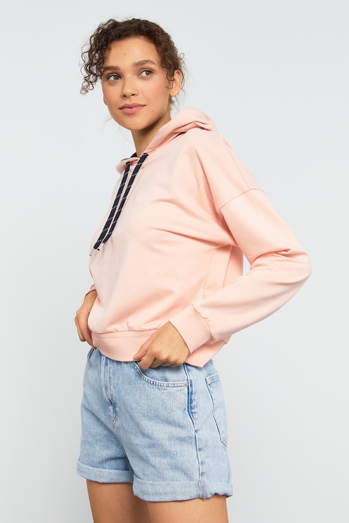 Pink Long Sleeve Comfort Fit Hooded Women's Sweatshirt - 97115