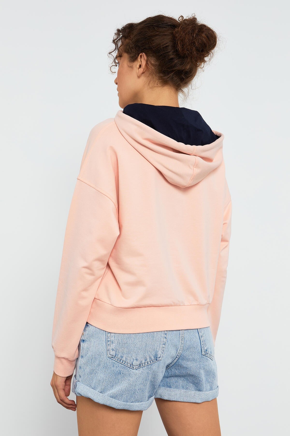 Pink Long Sleeve Comfort Fit Hooded Women's Sweatshirt - 97115