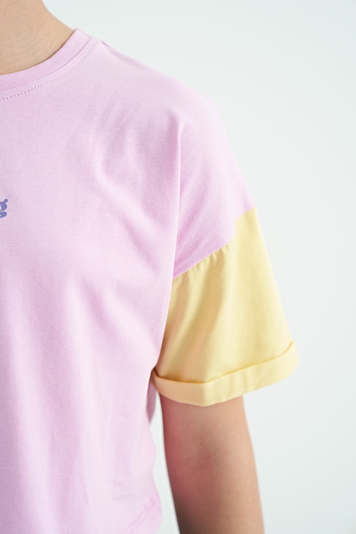 Pink Print O Collar Low Shoulder Oversize Girls T-Shirt - 75130