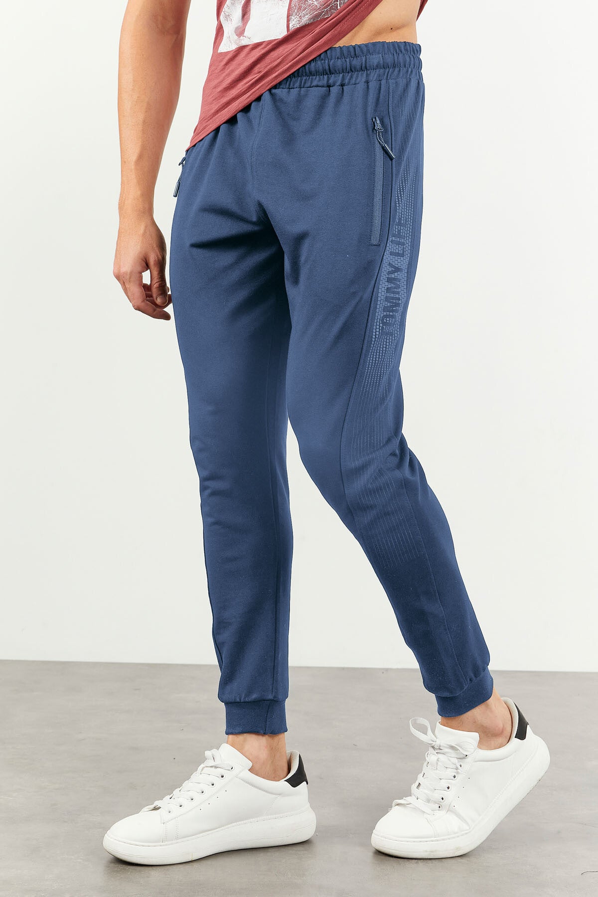 Petrol Zippered Printed Standard Mold Jogger Men's Tracksuit Bottom - 84657
