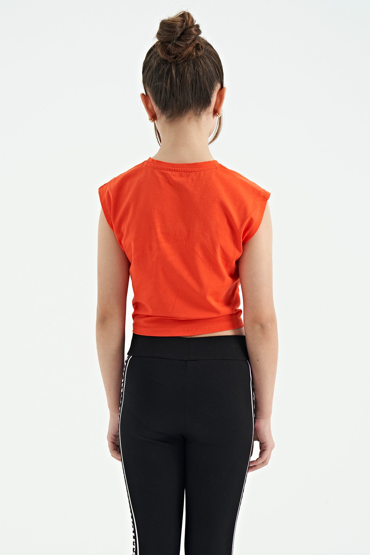 Orange Heart Print Front Knot Detailed Comfortable Fit Girls T-Shirt - 75114