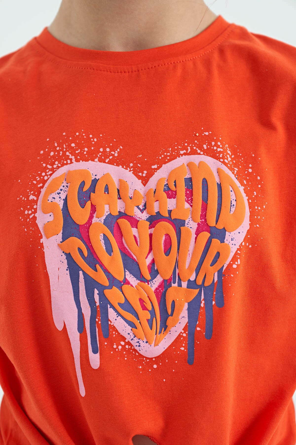 Orange Heart Print Front Knot Detailed Comfortable Fit Girls T-Shirt - 75114