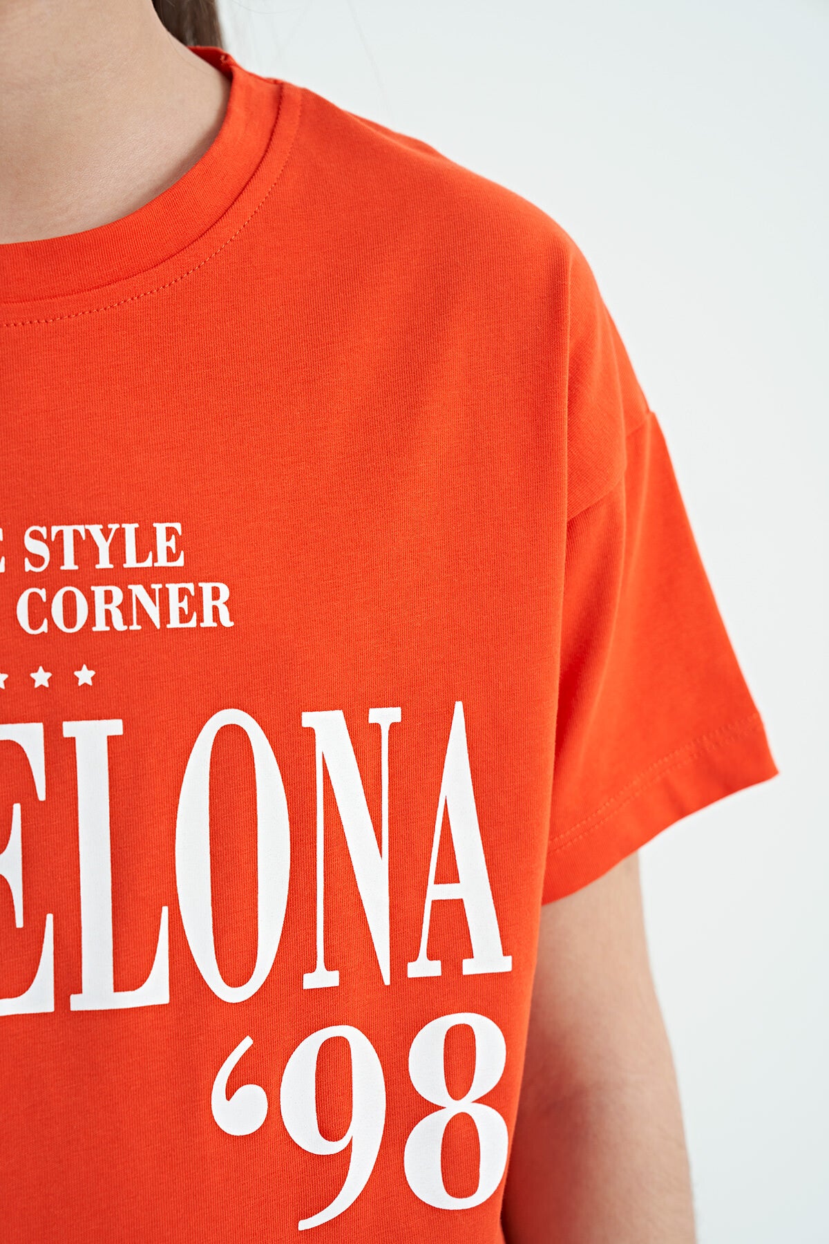 Orange O Collar Printed Drop Shoulder Oversize Girl's T-Shirt - 75115