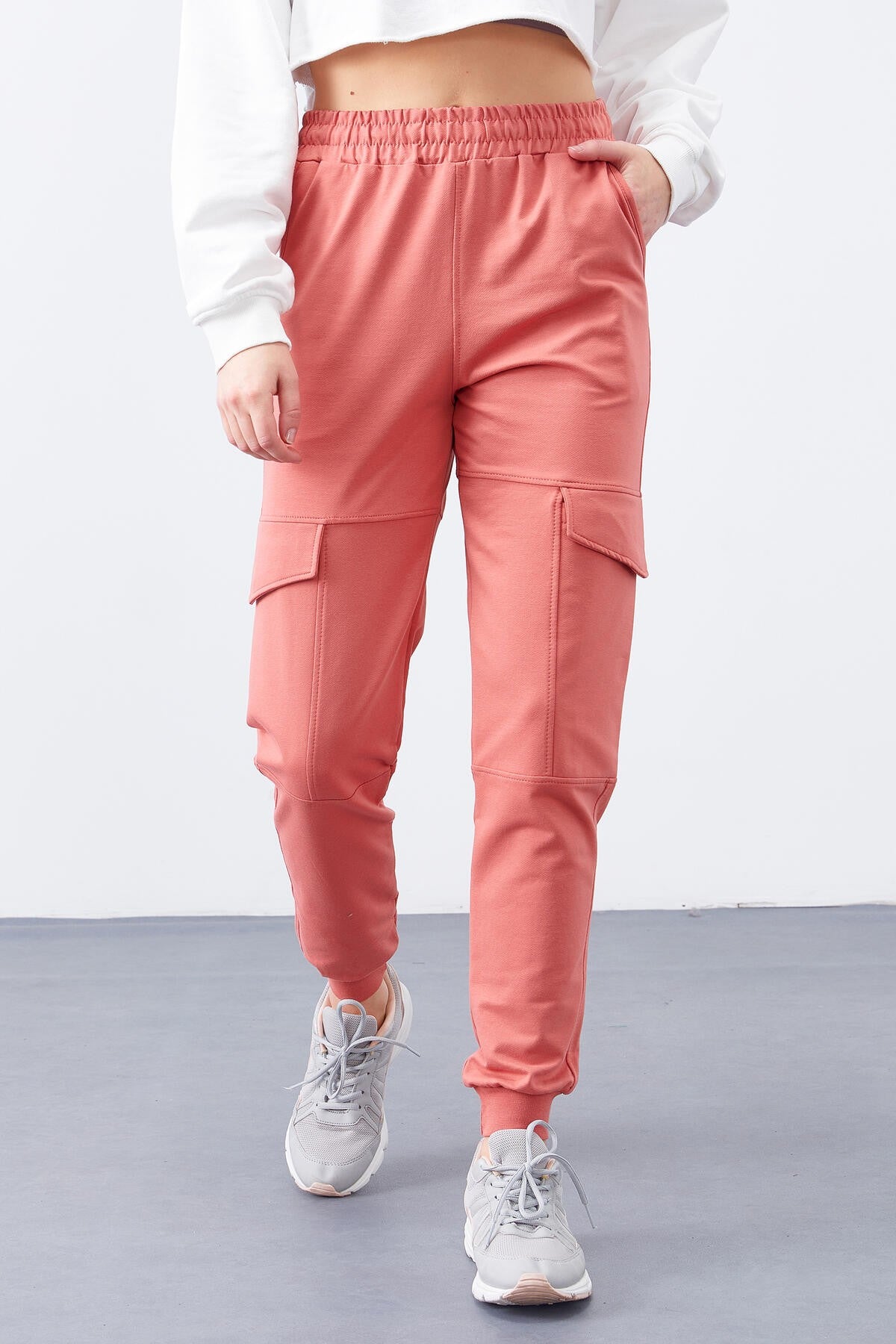 Powder Cargo Pocket Comfort Fit Cuffed Women's Tracksuit Bottom - 94581