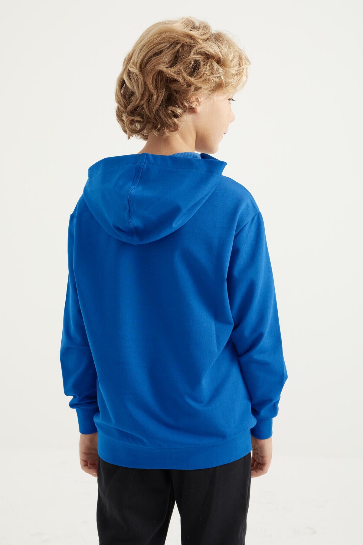 Hooded Standard Fit Boys' Sweatshirt with Kangaroo Pocket and Print Design - 11002