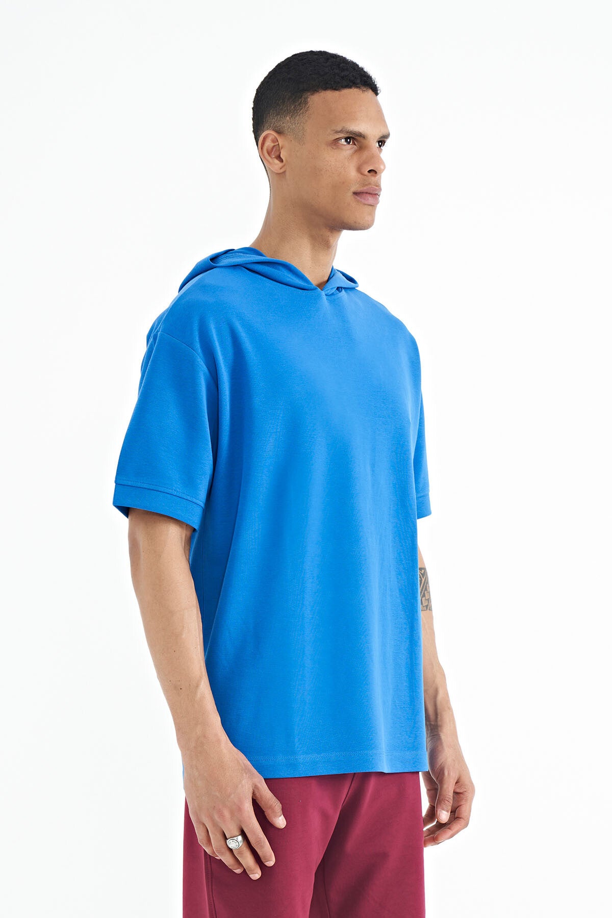 Hooded Sleeve Label Detailed Oversize Men's T-Shirt - 88179