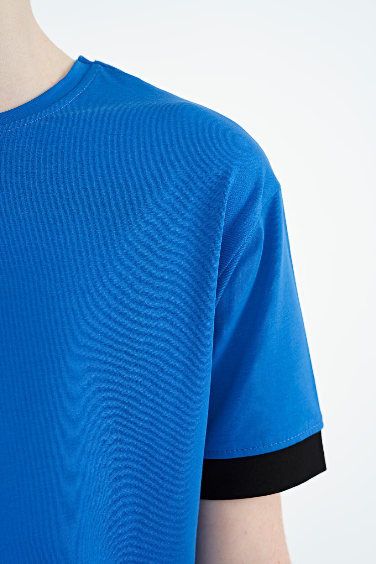 Colored Neck Edge Detailed Printed Oversize Boys' T-Shirt - 11137