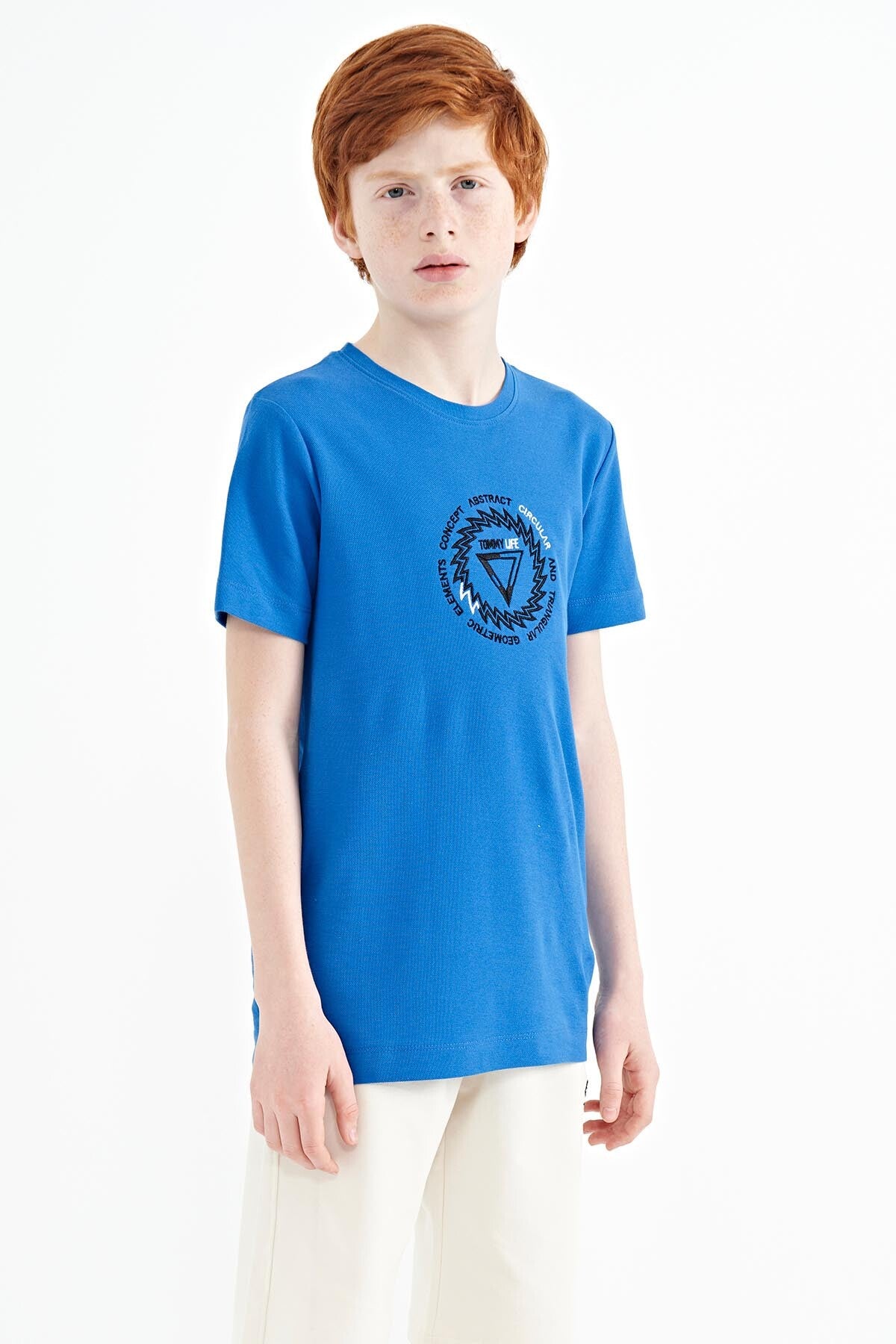 Embroidered Detailed O Collar Standard Cut Boys' T-Shirt - 11115