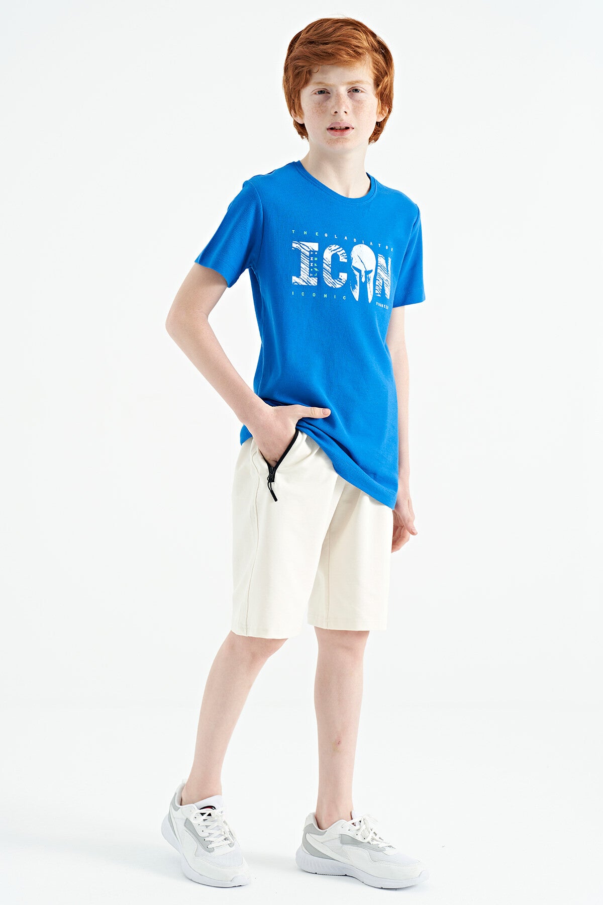 Embroidered O Collar Standard Fit Boys' T-Shirt - 11118
