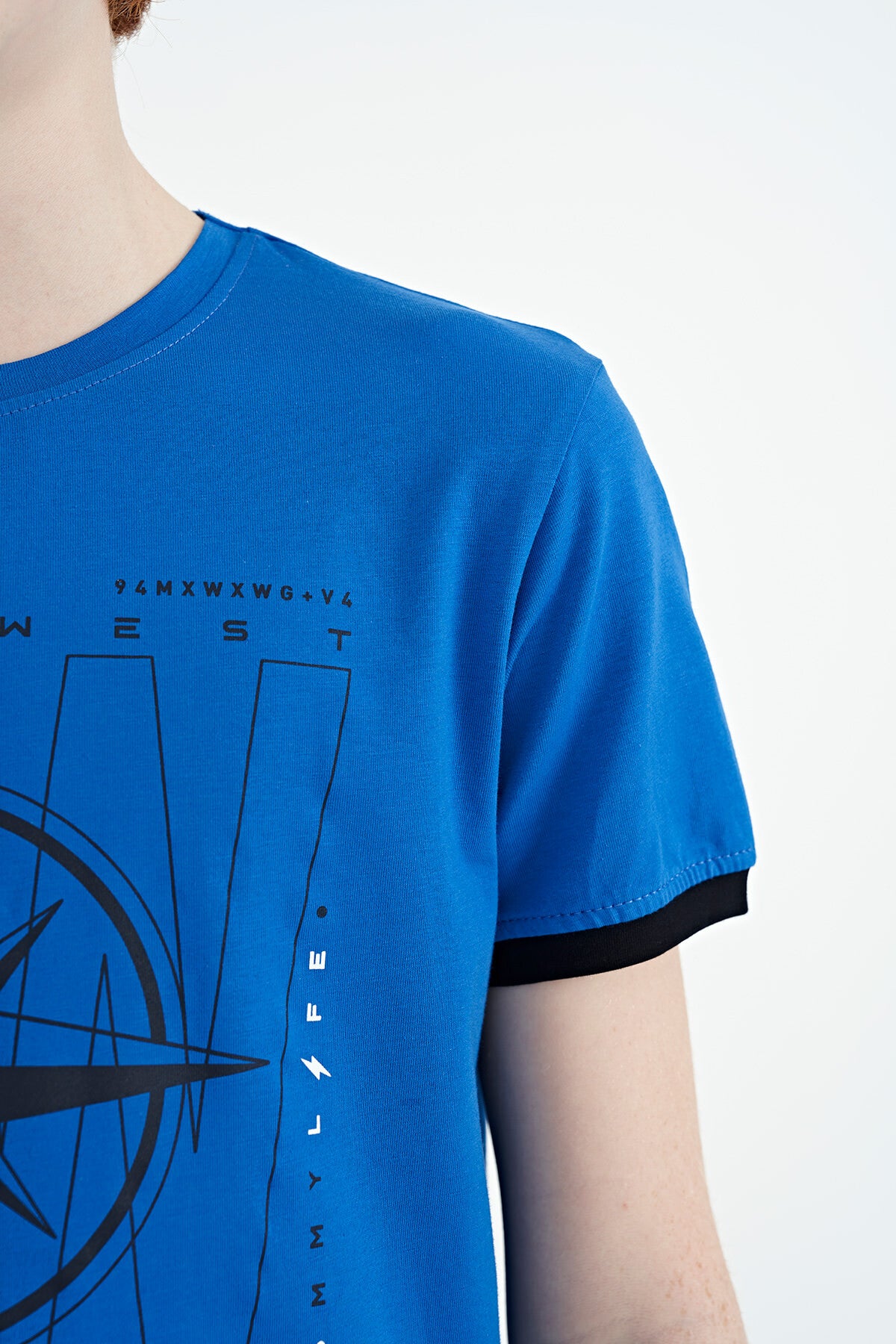 Compass Printed Standard Fit O Collar Boys T-Shirt - 11106
