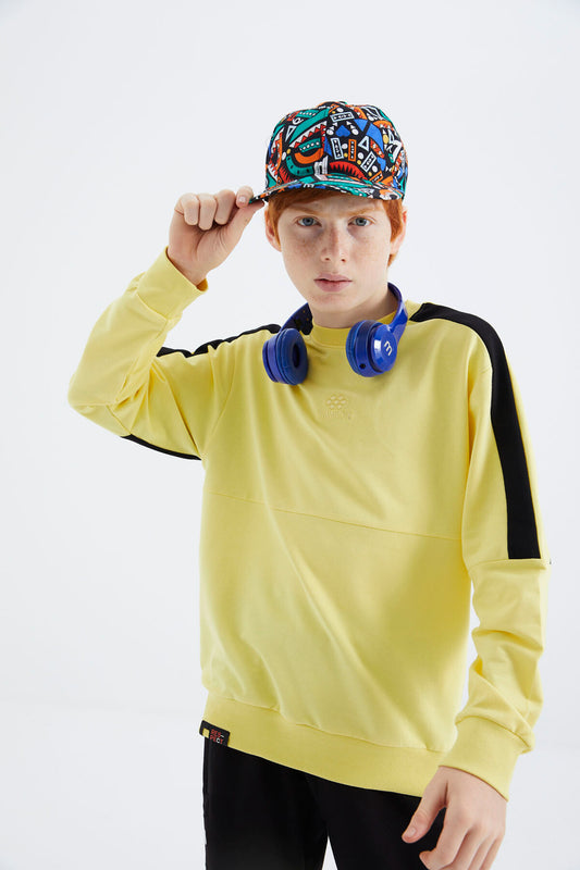 Yellow Basic O Neckline Boys' Sweatshirt - 11182